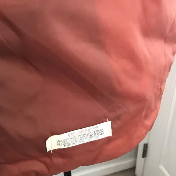 VTG Sear’s Puffer Vest With Embroidered Dog, Size L. - Picture 9 of 14